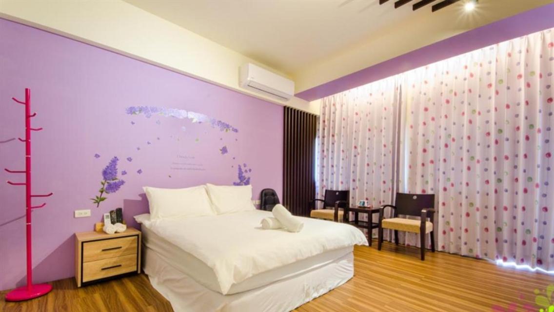 小黑琵416輕旅 Little Happy Hostel Тайнан Екстериор снимка