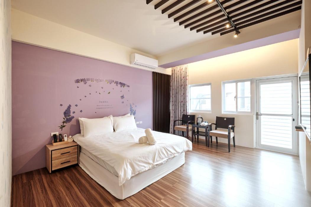 小黑琵416輕旅 Little Happy Hostel Тайнан Екстериор снимка